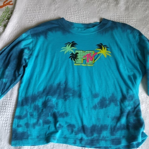 MTV long sleeve t-shirt NWT Med - Picture 3 of 8